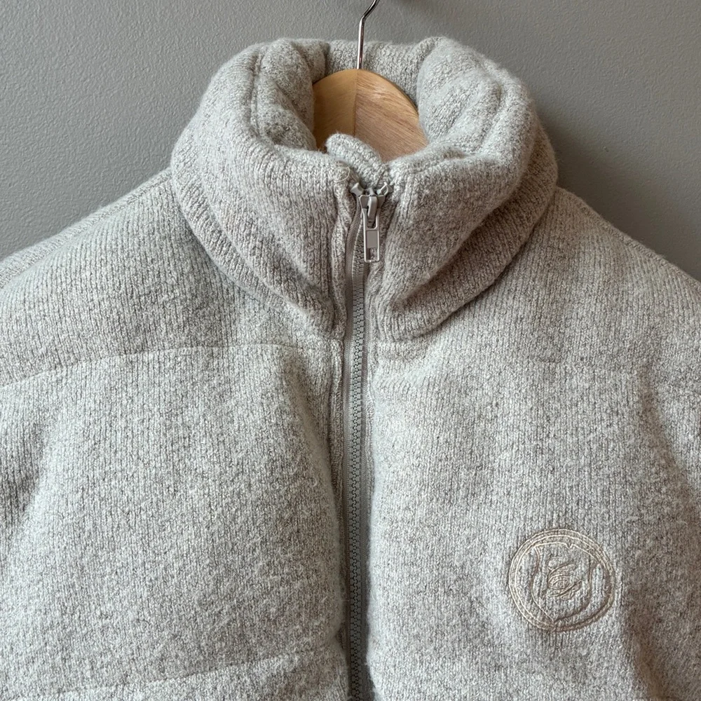 House of CB Pascal Opal Open Knit C Shape Puffer Crop Jacket , XS - Picture 3 of 8